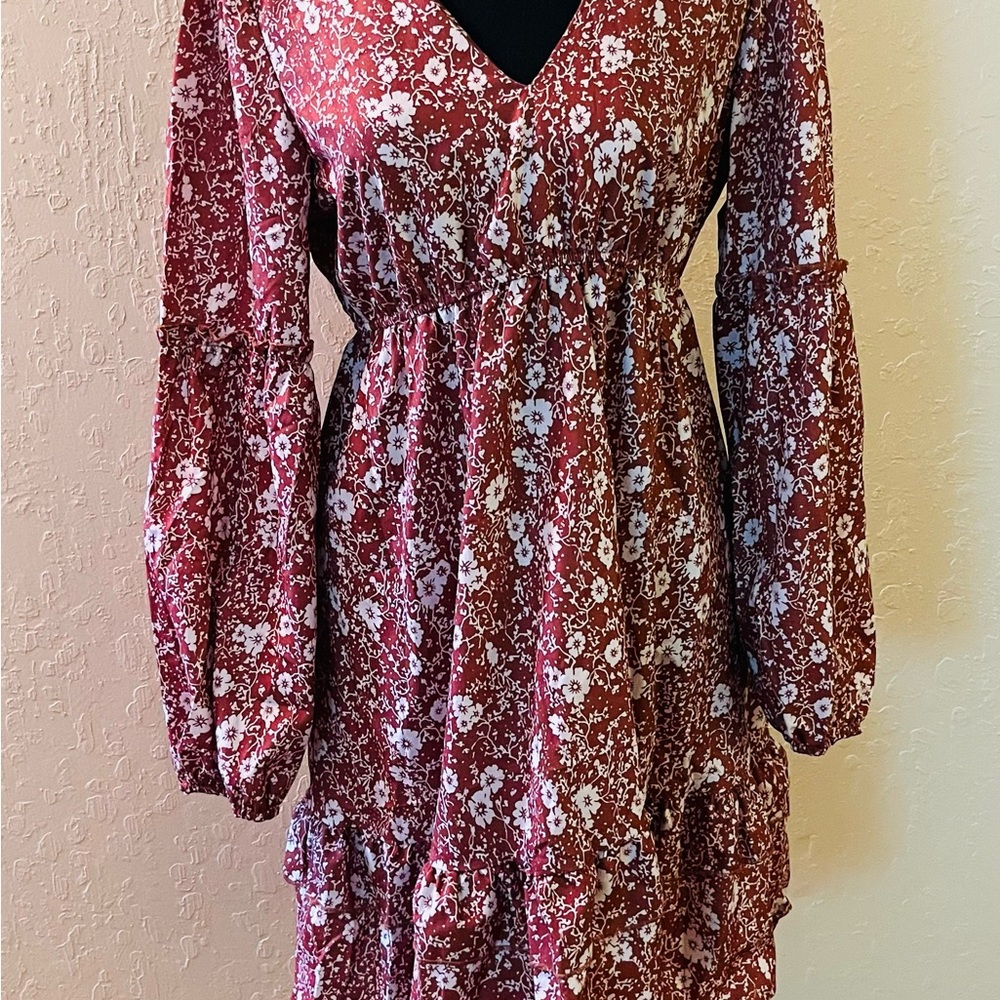 Source Unknown Burgundy Floral Long Sleeve Dress